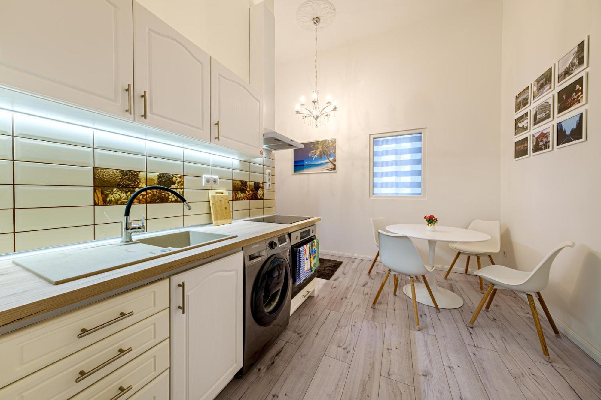 Soho Downtown Apartment Budapest Exterior photo